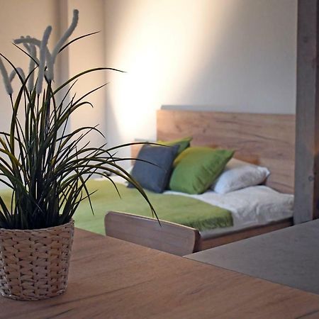 Vatus Apartmanhaz Вац Экстерьер фото