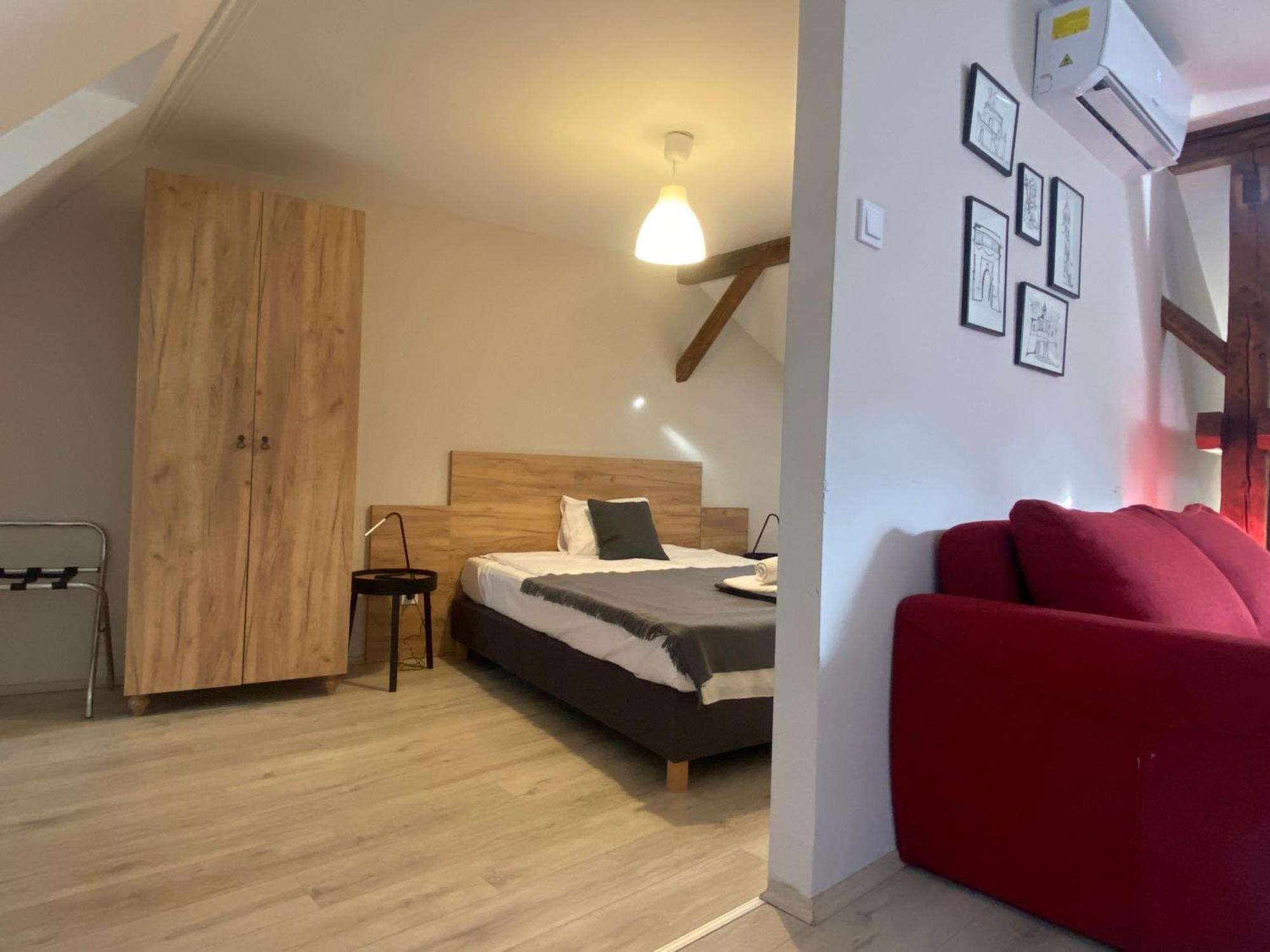 Vatus Apartmanhaz Вац Экстерьер фото